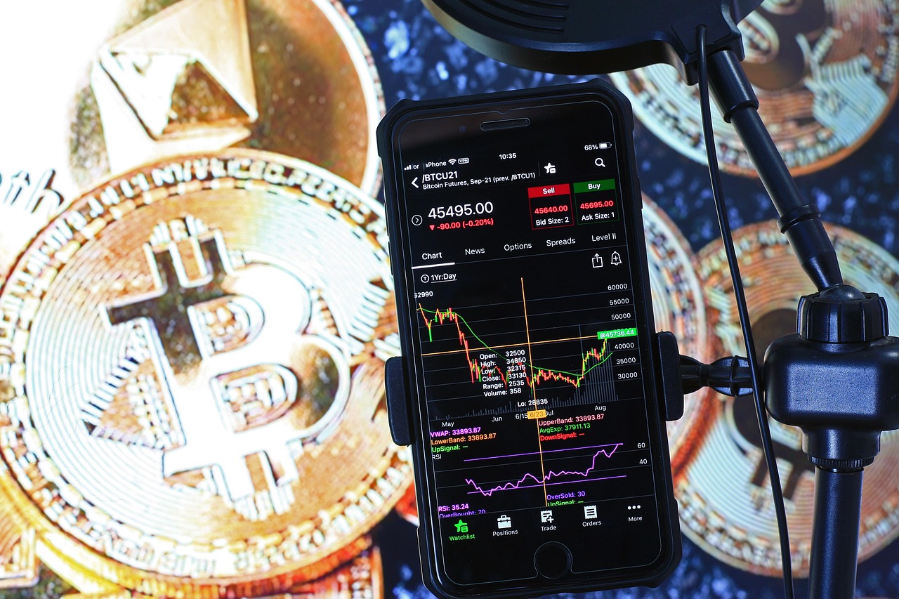 嘉信理财CEO Rick Wurster：一年内推出加密货币现货交易
